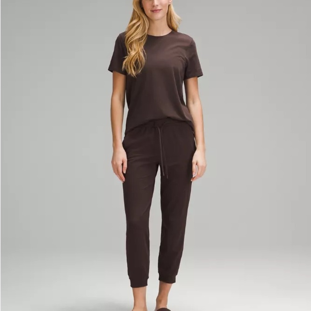 NEW lululemon Soft Jersey Classic-Fit Mid-Rise Jogger 7/8 Length